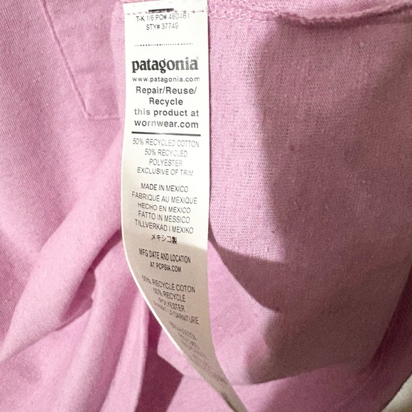 NWT Patagonia Women's Channel Islands Pocket T-Shirt. Size XS or M - Picture 4 of 8